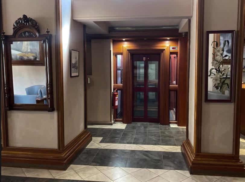 Hotel Zlata Stika ปาร์ดูบิตเซ ภายนอก รูปภาพ